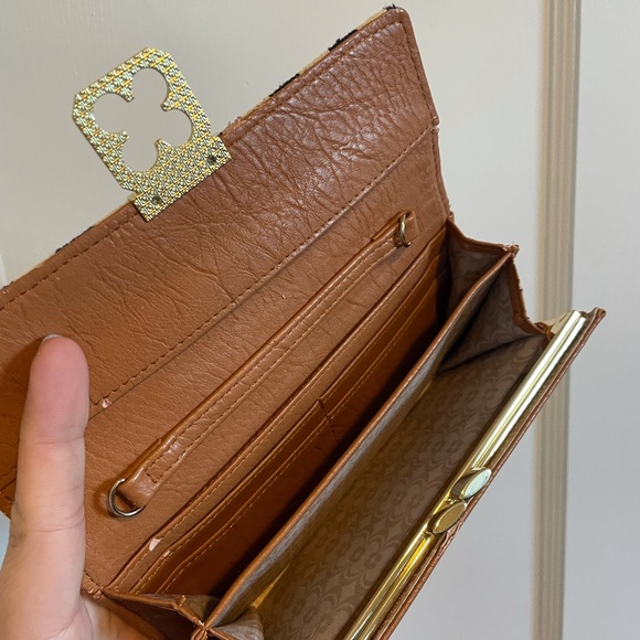 Wallet - Picture 3 of 4